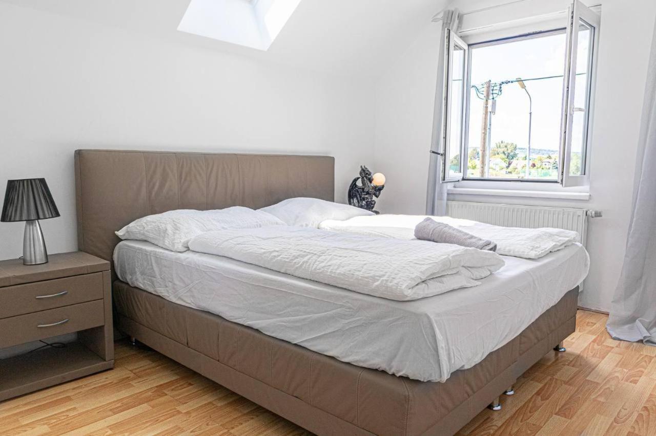 Cozy Room In Amazing House Vienna Exterior photo
